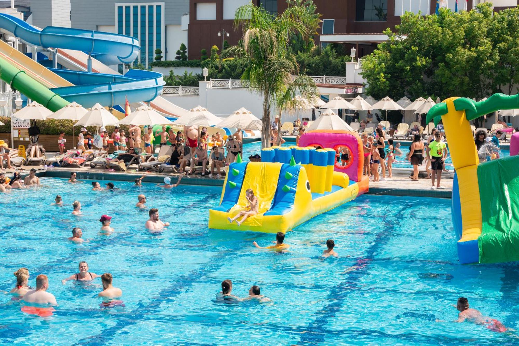 Oz Premium Resort